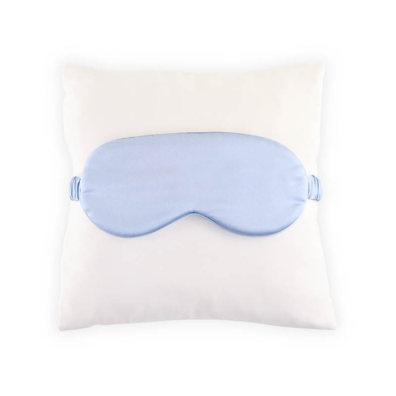 Isblå silkesovemaske 9x20,5 cm